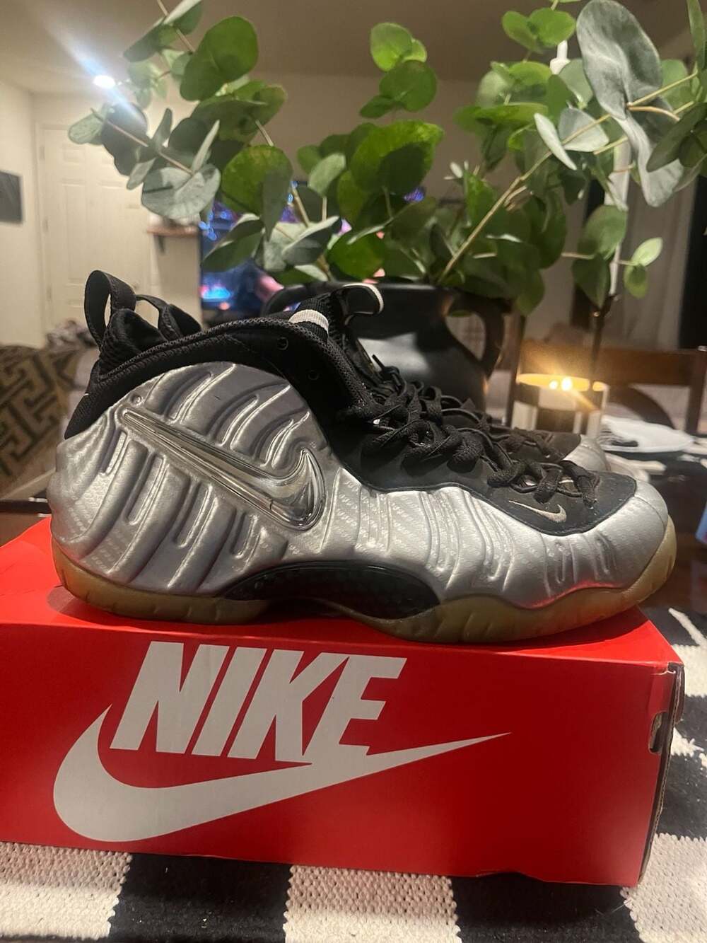 Nike Air Foamposite pro silver surfer